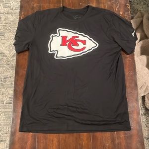 Nike Kansas City chiefs t shirt men’s Large (NEW)